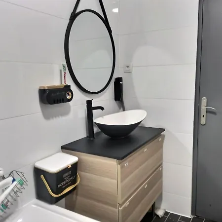 Privee 23m - Canape Lit - Wifi - 120m Woippy
